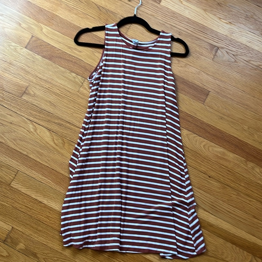 Basic small petite Old Navy brown and white striped dress